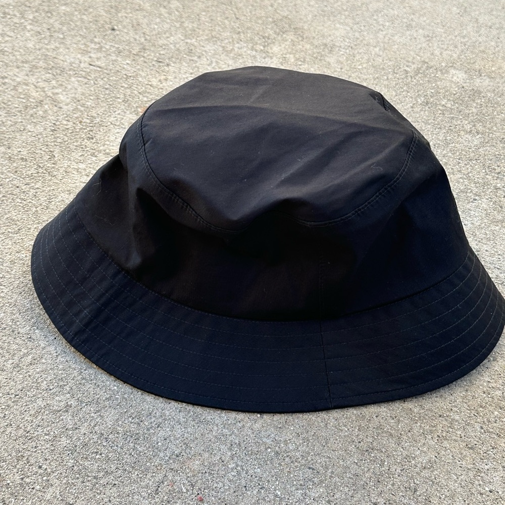 MUJI Classic Tan Bucket Hat / New